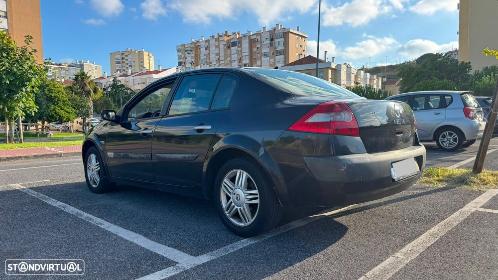 Renault Mégane 1.5 dCi Privilège - 6