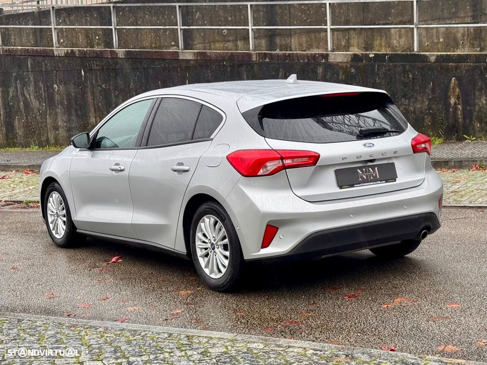 Ford Focus 1.0 EcoBoost Titanium - 4