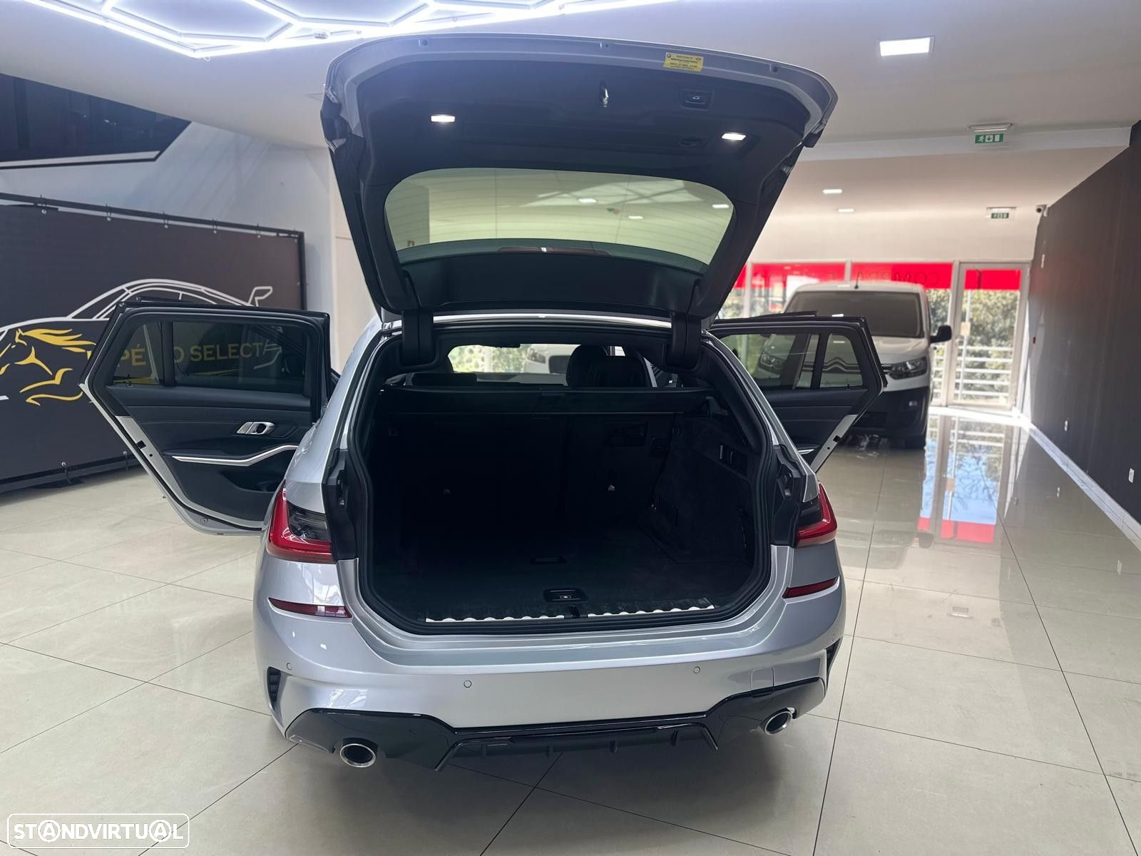 BMW 320 d Pack M Auto - 11