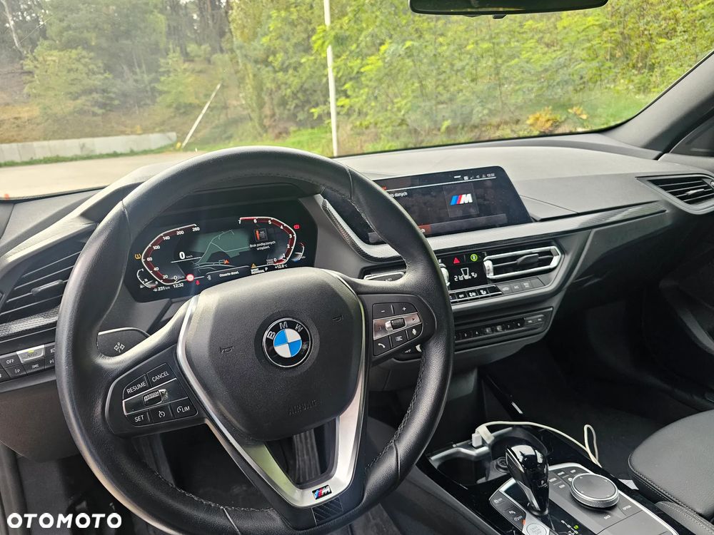 BMW Seria 2 218i Luxury Line - 16