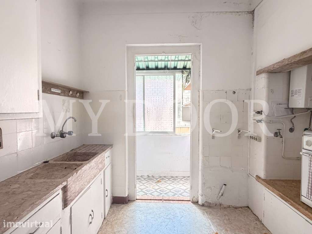 Apartamento T2 - Moscavide - Boas Áreas - Muita luz - Grande imagem: 2/23