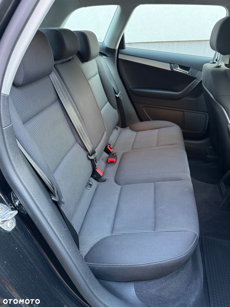 Audi A3 Sportback 2.0 TDI Ambiente - 28