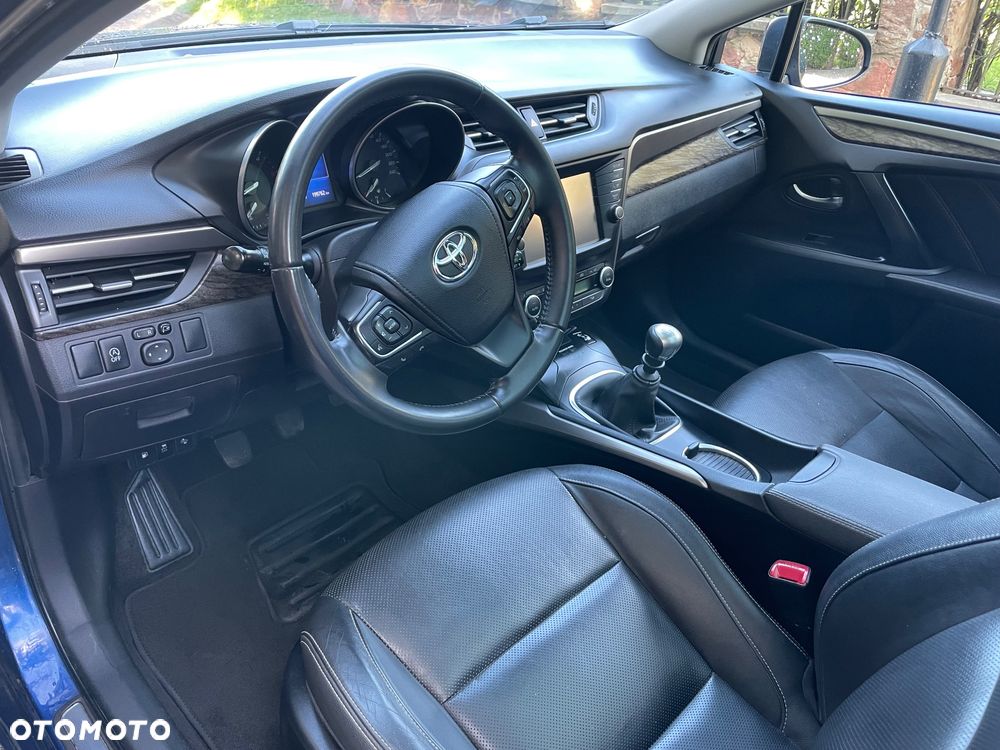 Toyota Avensis 2.0 D-4D Prestige - 14
