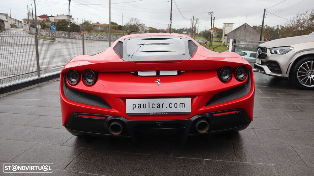 Ferrari F8 Tributo - 10