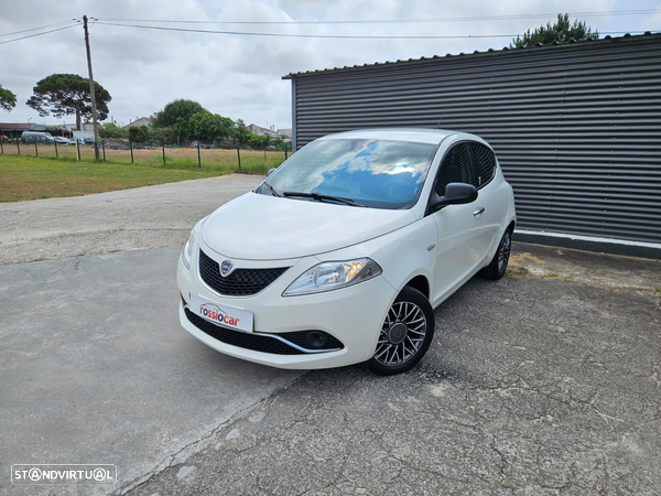 Lancia Ypsilon 1.2 S&S Silver