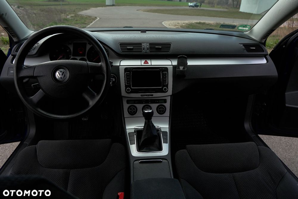 Volkswagen Passat 2.0 TDI DPF Comfortline - 10