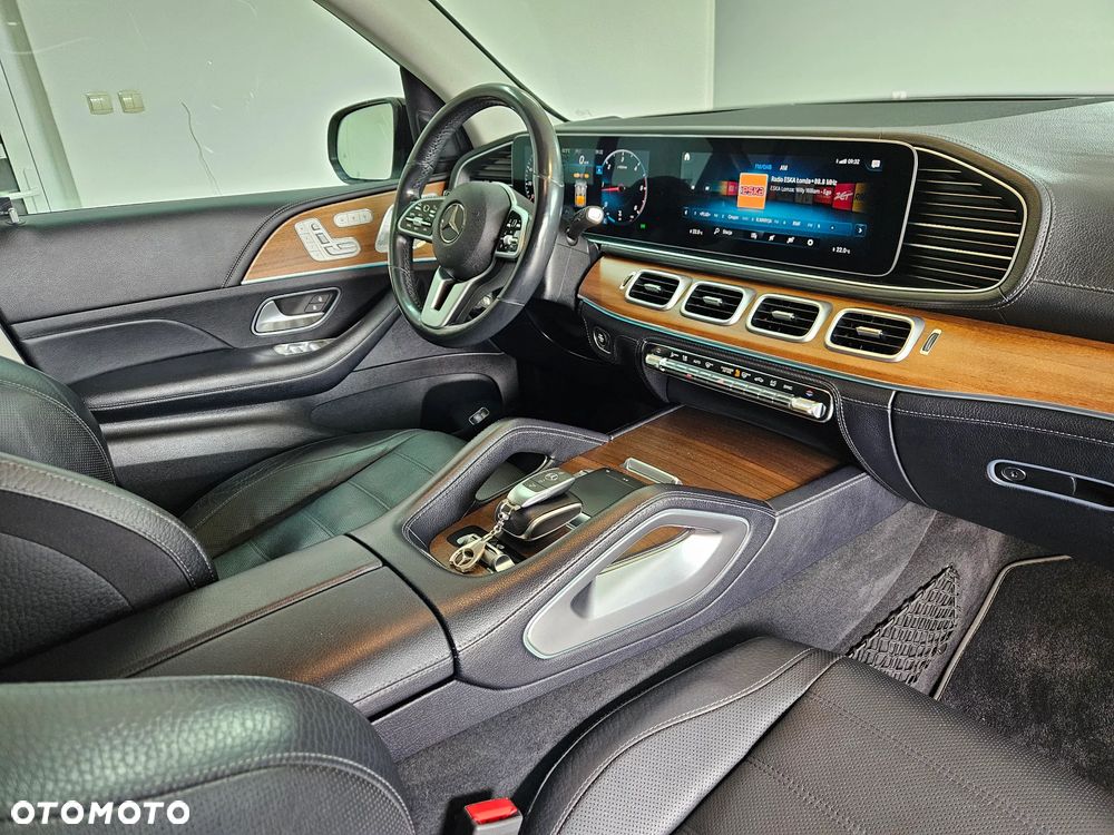 Mercedes-Benz GLE 300 d 4-Matic - 32