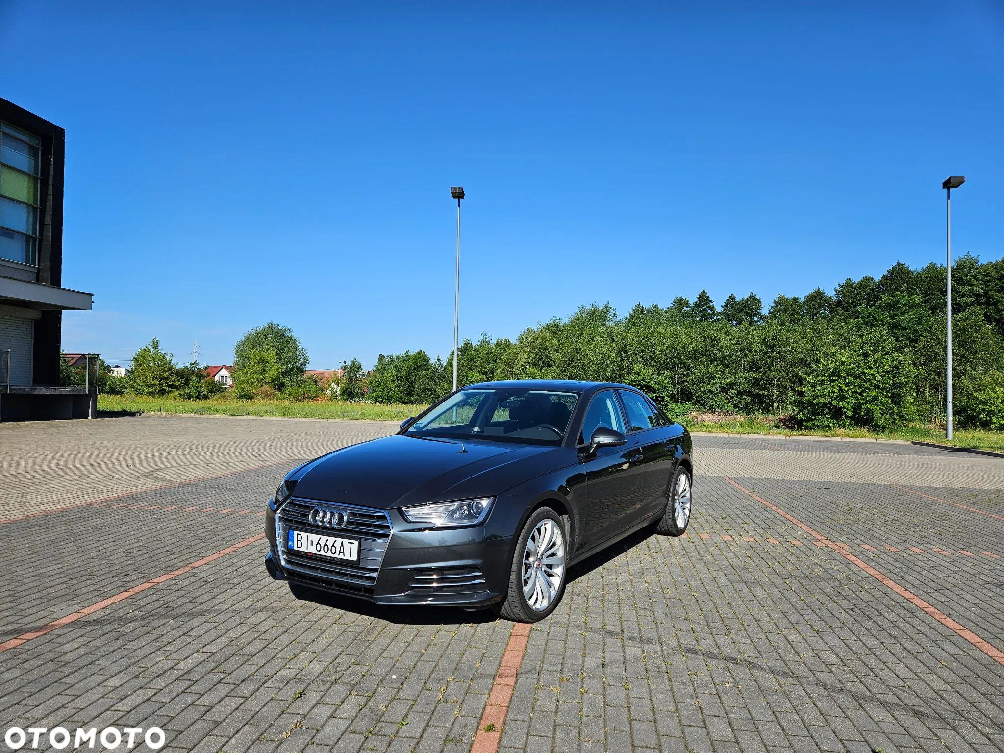 Audi A4 2.0 TFSI Quattro S tronic - 1