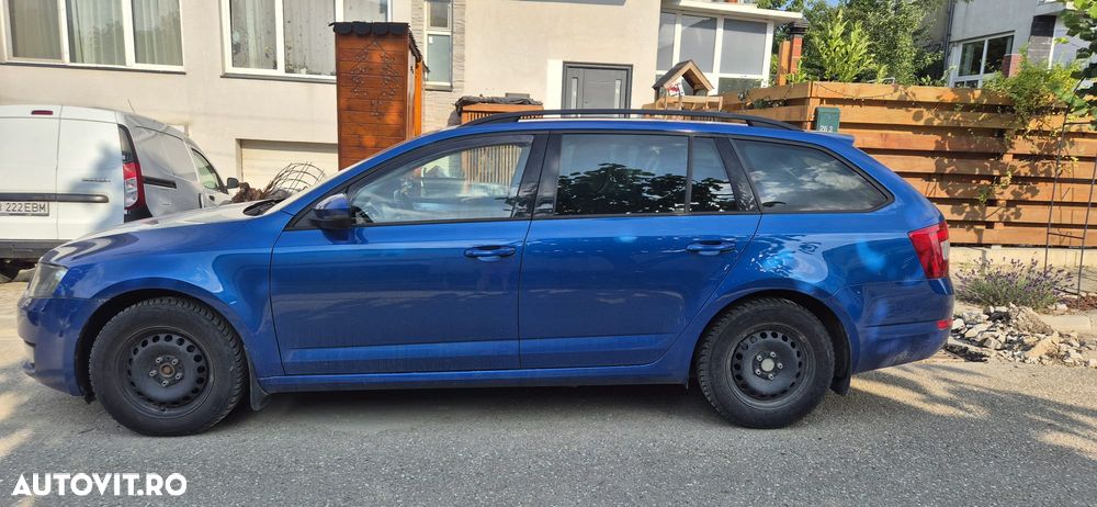 Skoda Octavia 1.6 TDI DSG Style - 4