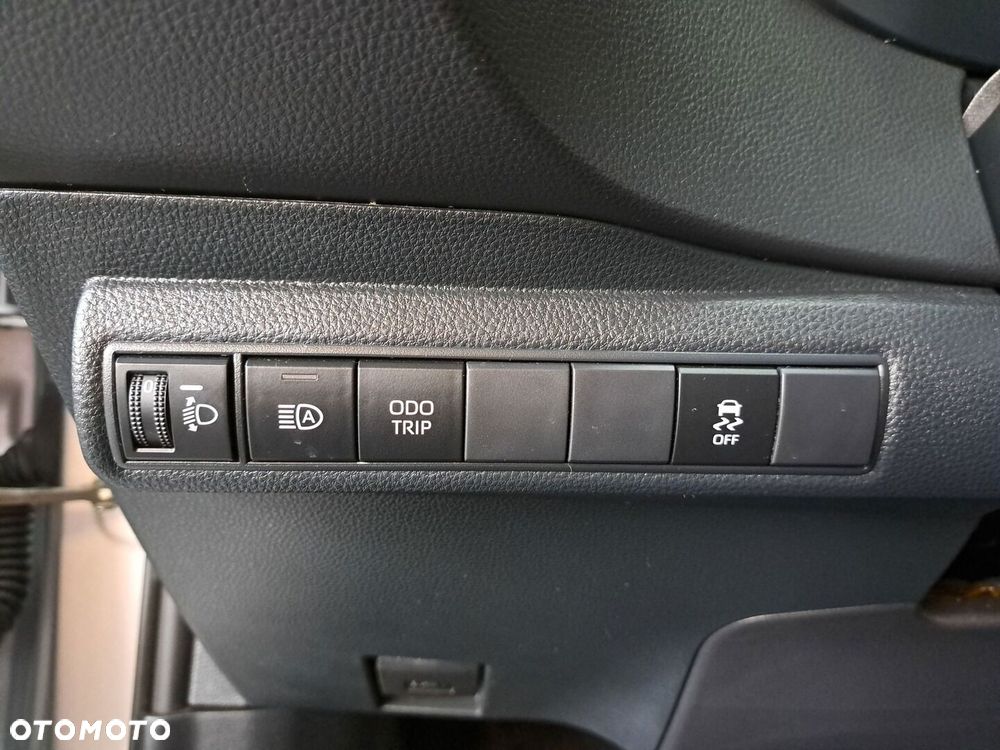 Toyota Corolla 1.8 Hybrid Comfort - 35