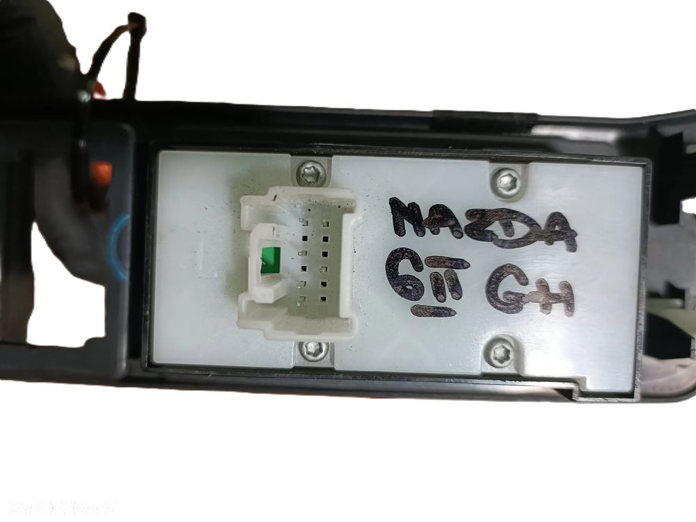 MAZDA 6 II GH 07-13 r. panel przełącznik GDB366170 + - 5