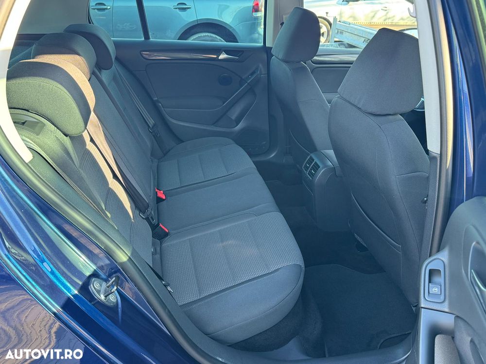 Volkswagen Golf - 19