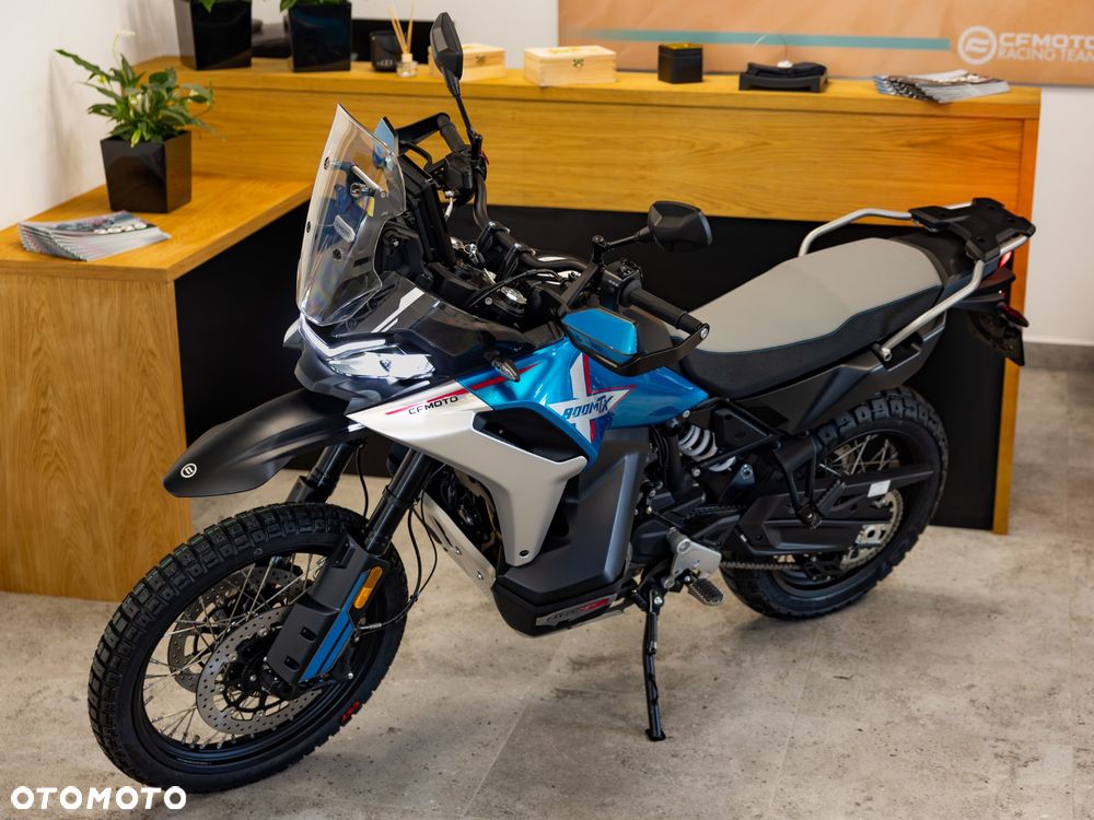 CFMoto MT-X - 4