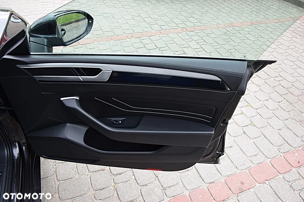 Volkswagen Arteon 2.0 TDI SCR R-Line Edition DSG - 36