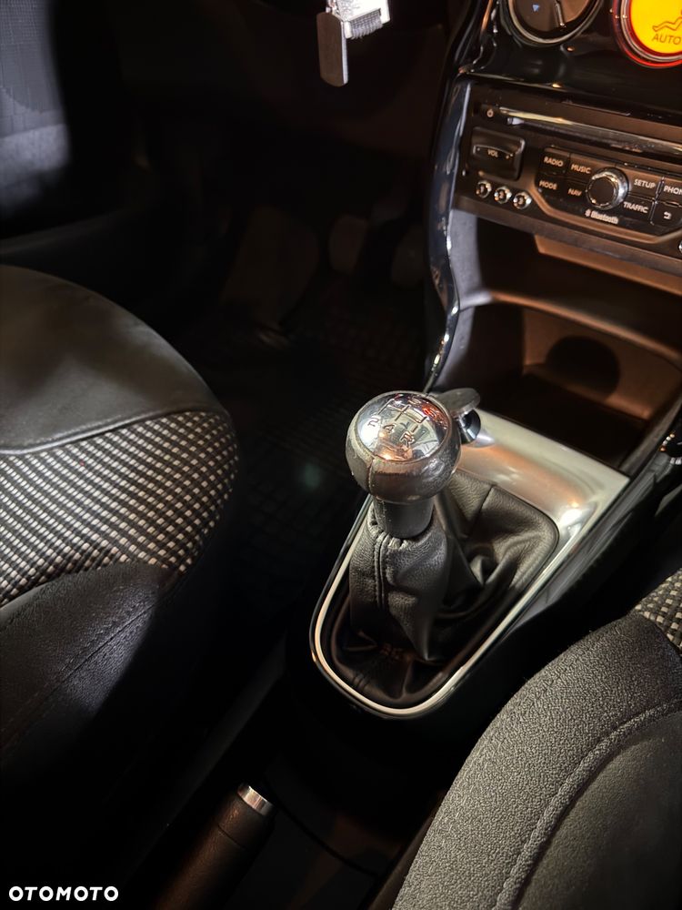 Citroën C3 1.2 VTi Exclusive - 27