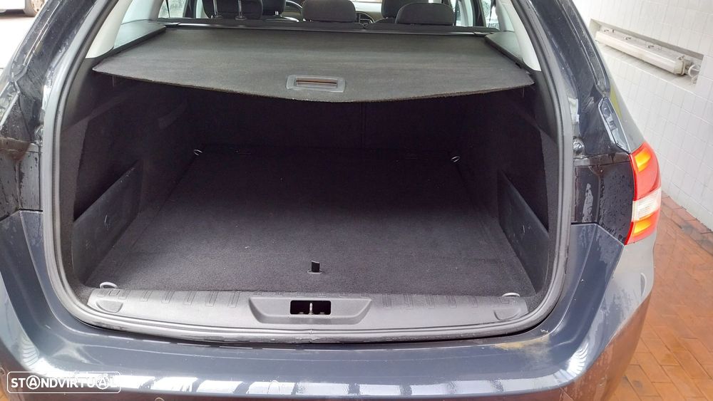Peugeot 308 SW 1.6 HDi Active J17 - 19