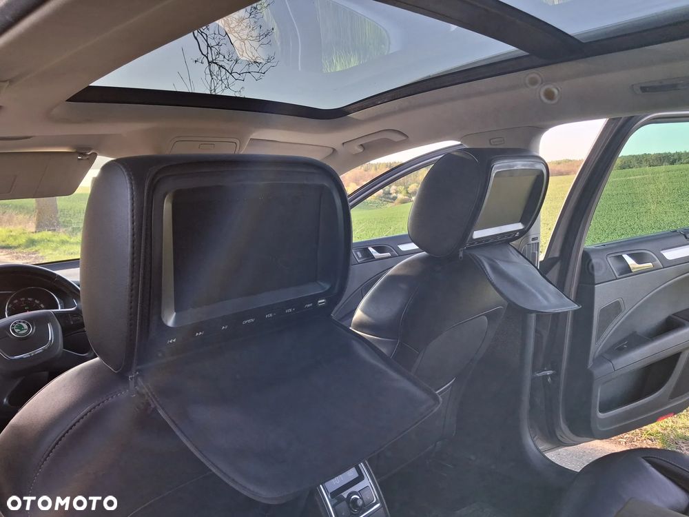 Skoda Superb 2.0 TDI DSG Ambition - 11