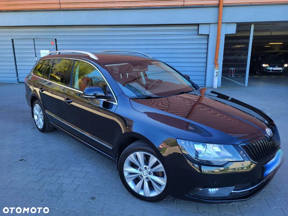 Skoda Superb 2.0 TDI Green tec Elegance - 14