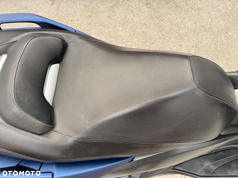 Yamaha X-max - 13