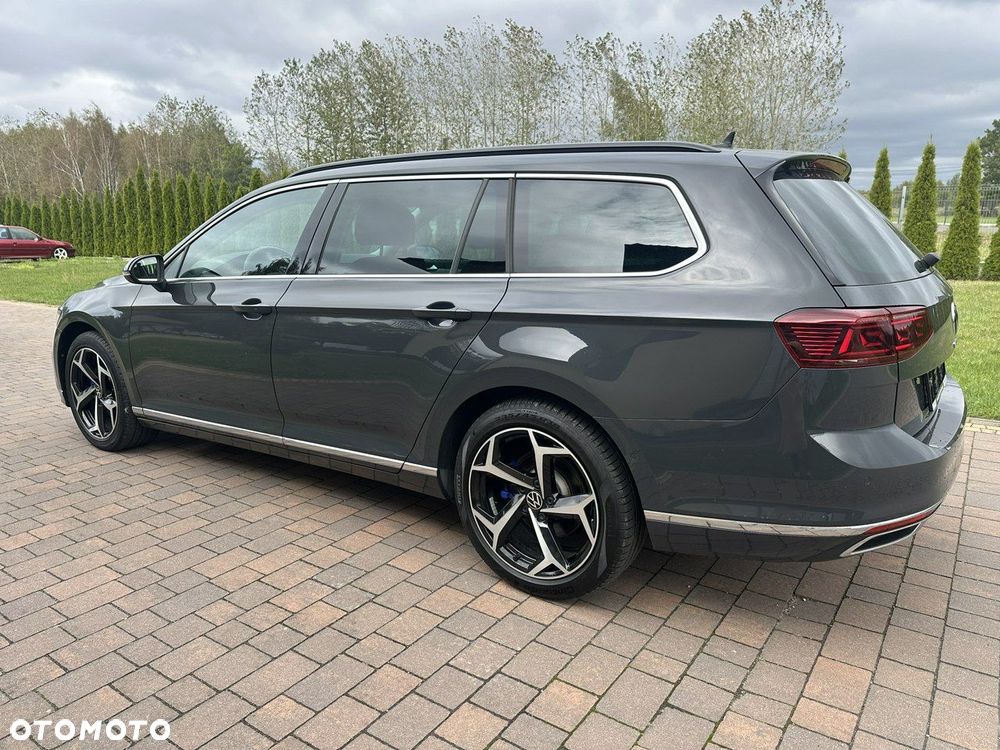 Volkswagen Passat Variant - 8
