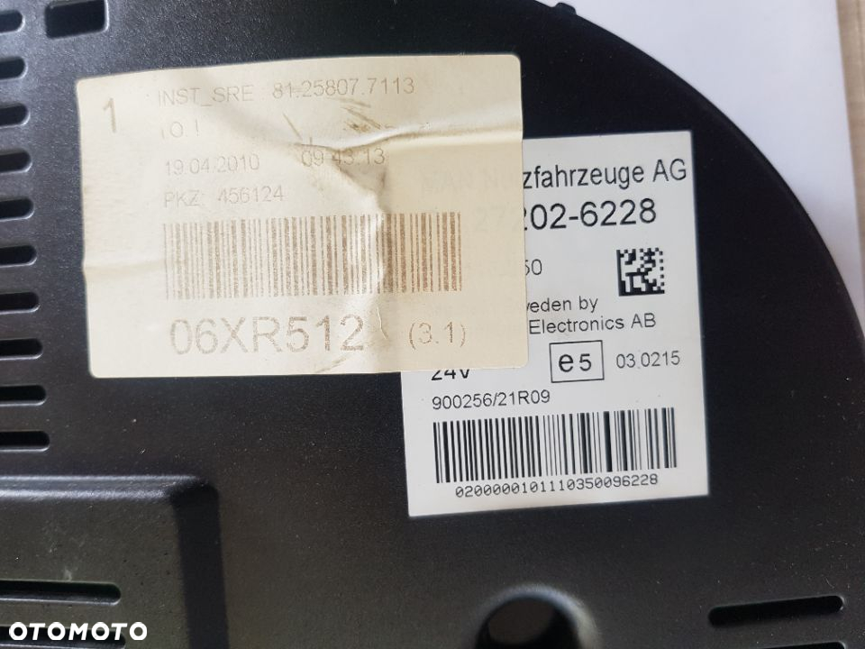 LICZNIK ZEGARY MAN TGX TGS 81272026228 - 3
