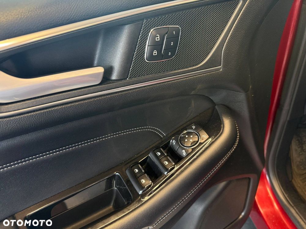 Ford Edge - 13