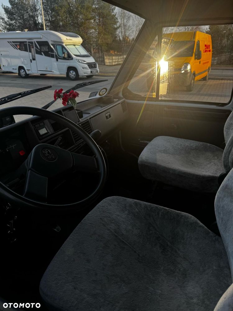 Peugeot D280 - 8