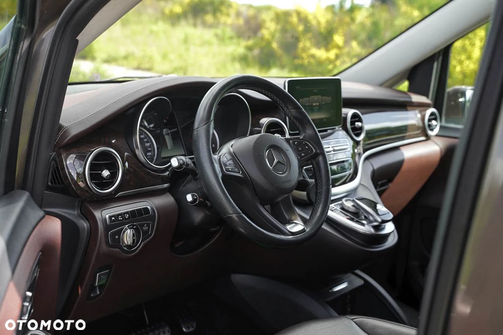 Mercedes-Benz Klasa V 250 (BlueTEC) d Avantgarde 7G-Tronic (ekstra d³) - 7