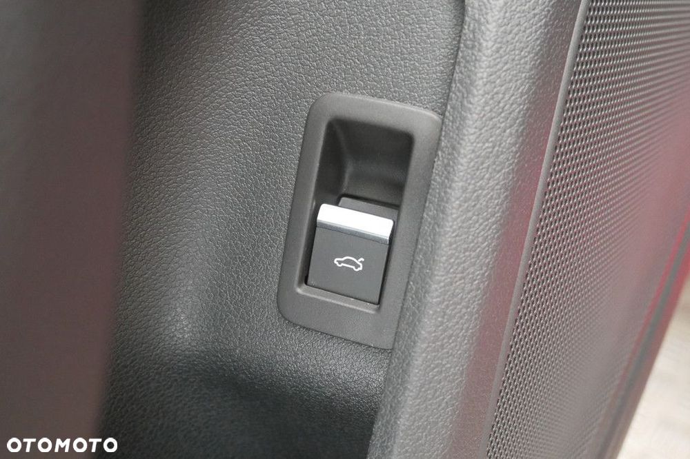 Audi A4 Limousine - 17