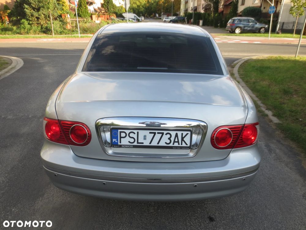 Kia Opirus 3.5 V6 Executive - 25