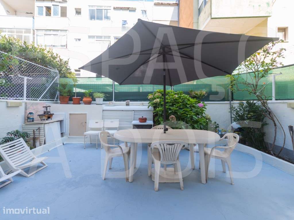 Apartamento T2 com amplo terraço | Centro de Queijas - Grande imagem: 5/60