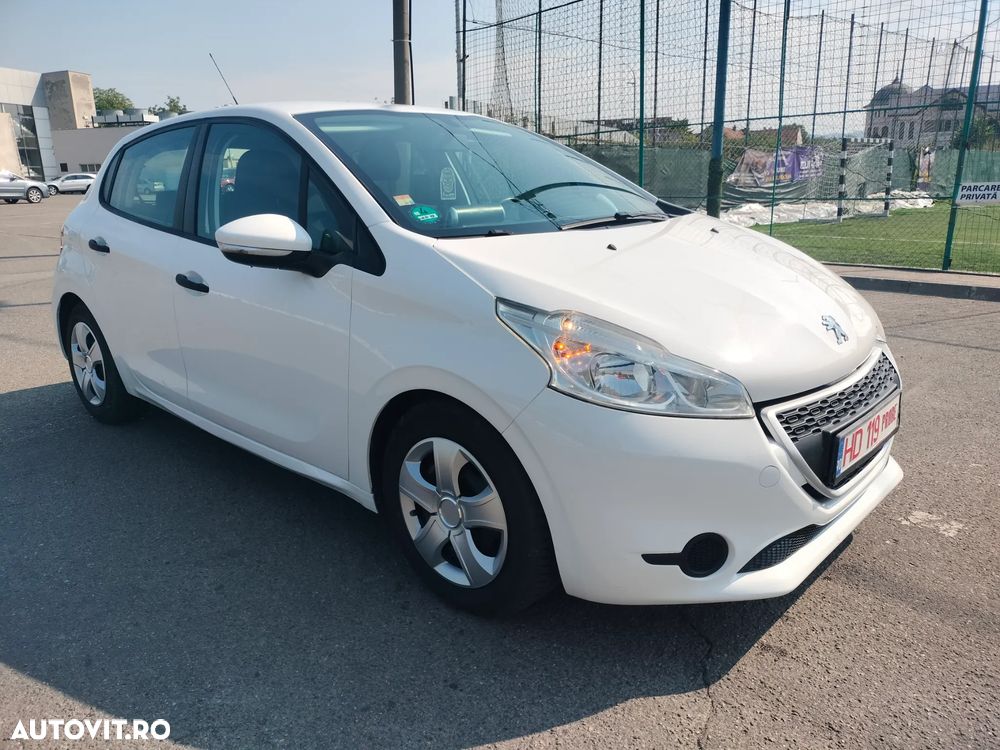 Peugeot 208 - 2