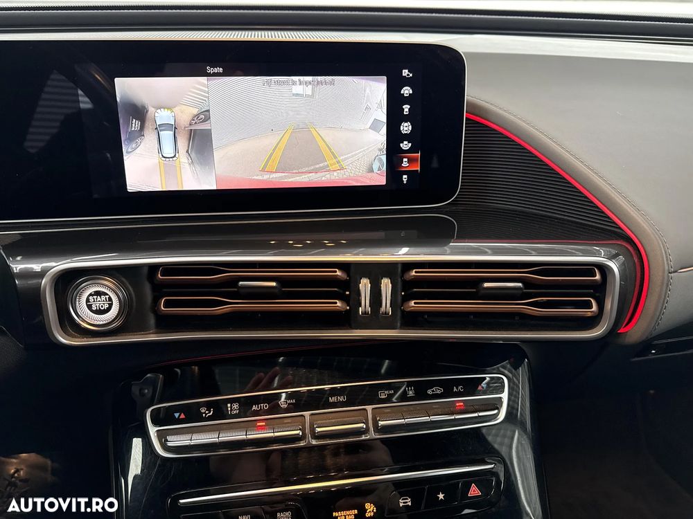 Mercedes-Benz EQC 400 4MATIC AMG Line - 11