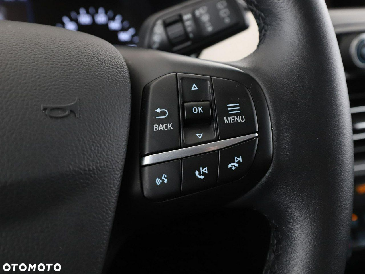 Ford Kuga 2.0 TDCi FWD Titanium - 33