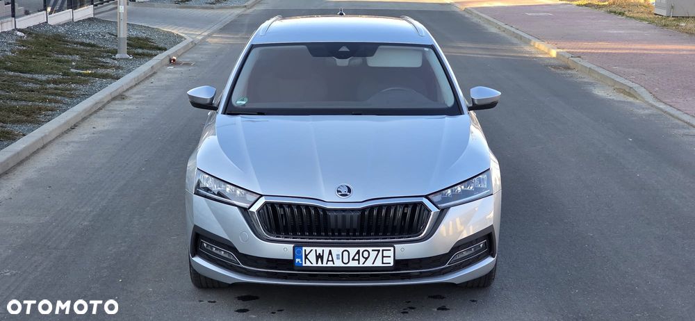 Skoda Octavia 2.0 TDI DSG Style - 1
