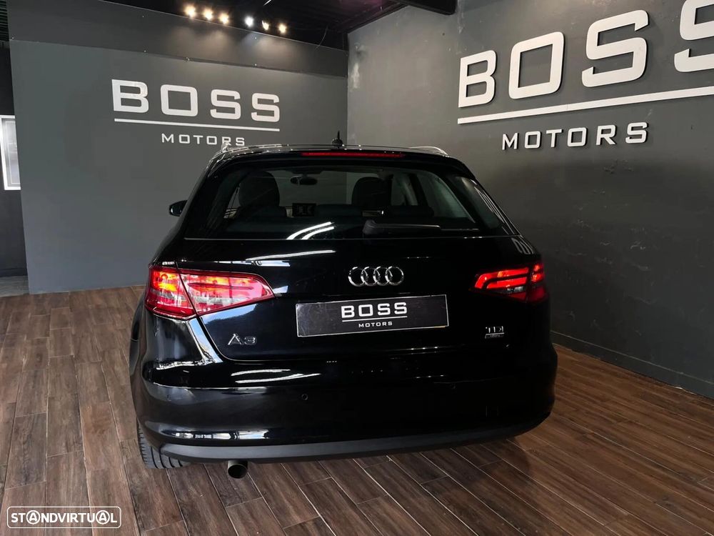 Audi A3 Sportback 1.6 TDI - 12