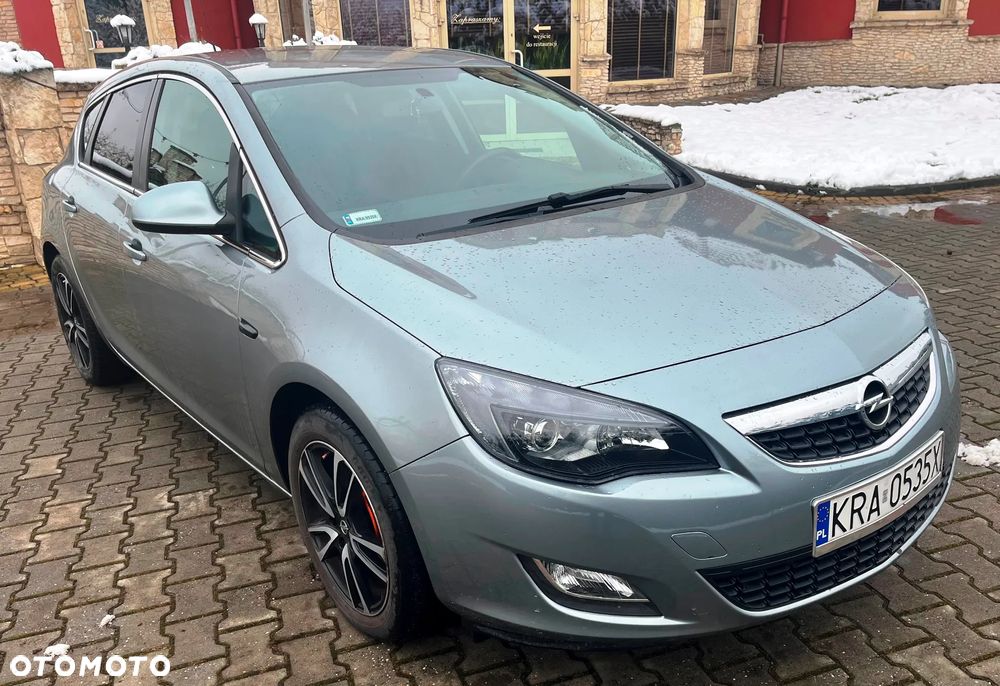 Opel Astra 1.6 Easytronic Edition 111 Jahre - 1
