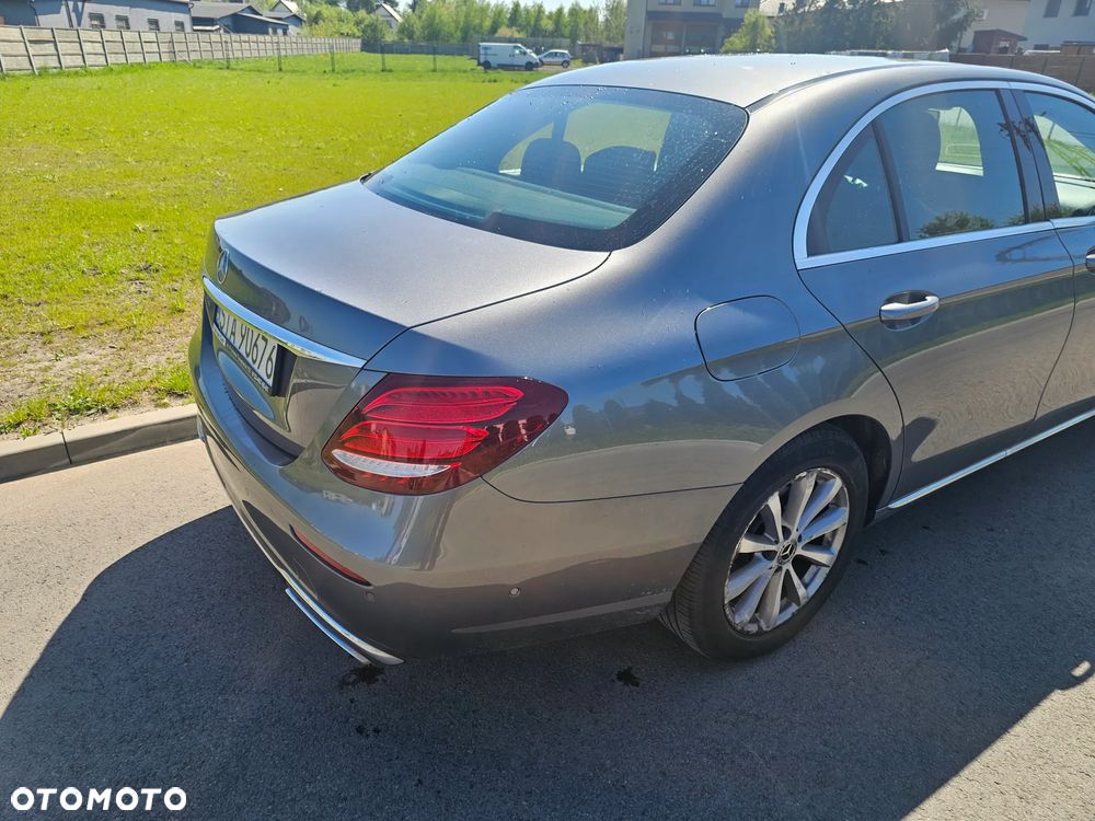 Mercedes-Benz Klasa E 220 d 9G-TRONIC - 6