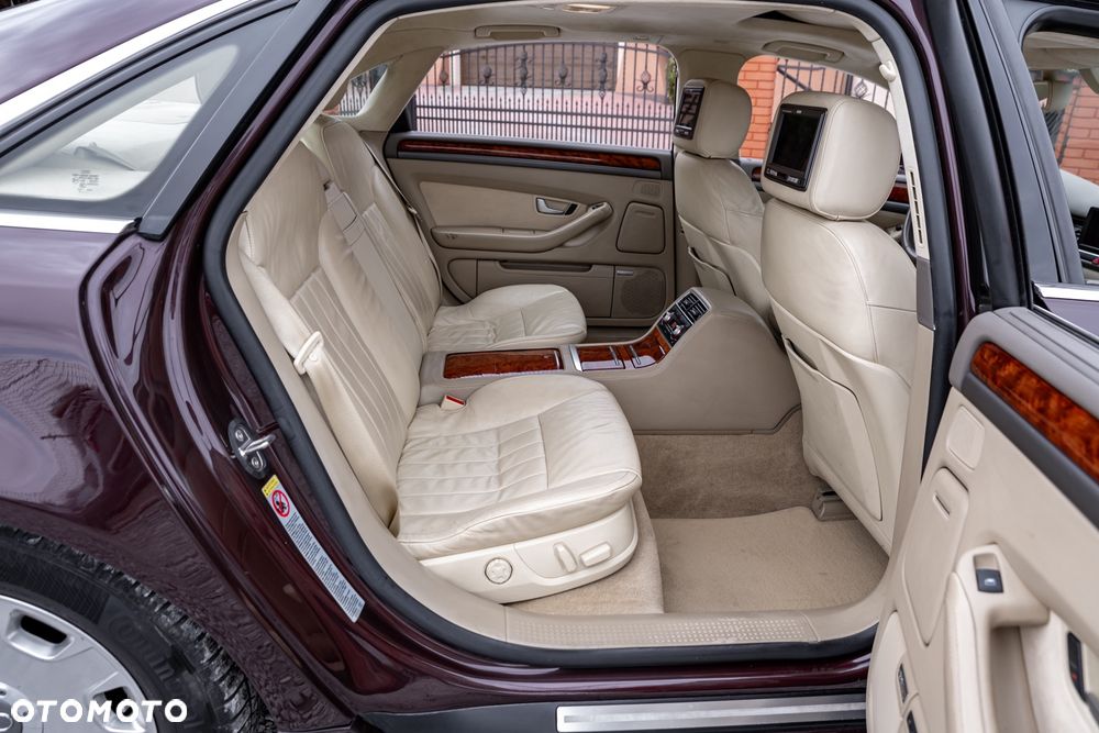 Audi A8 - 24