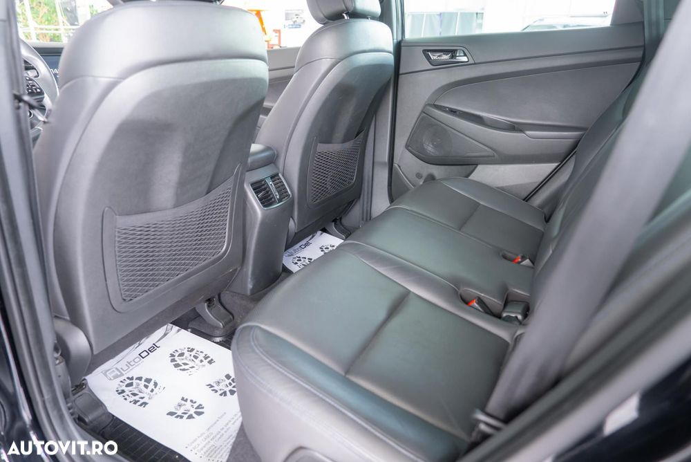 Hyundai Tucson 2.0 CRDI 4WD Automatik Style - 22