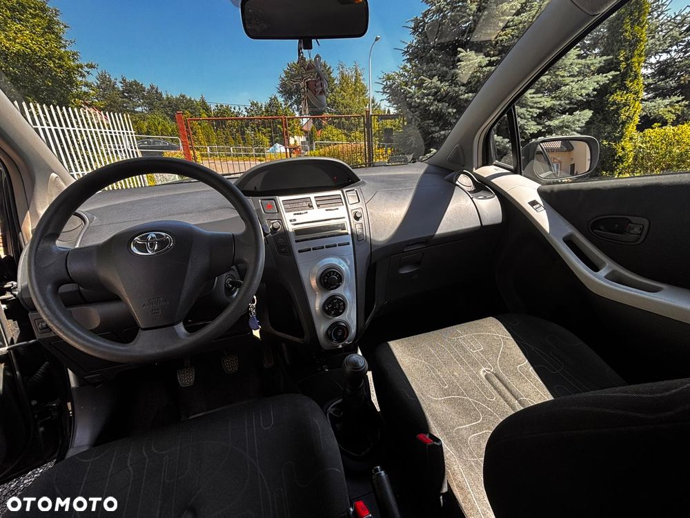 Toyota Yaris 1.0 Luna A/C - 7