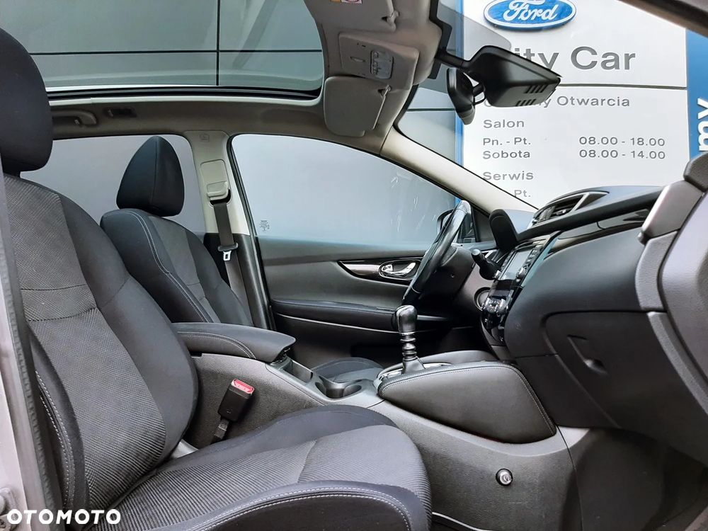 Nissan Qashqai 1.6 DIG-T N-Connecta - 27