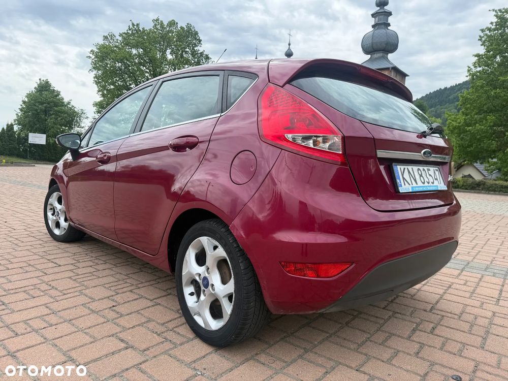 Ford Fiesta 1.4 TDCi Champions Edition - 5