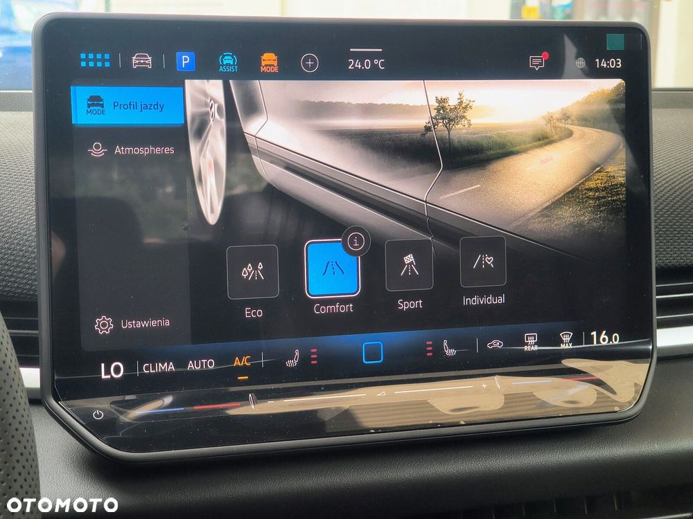 Volkswagen T-Roc 1.5 eTSI R-Line DSG - 21