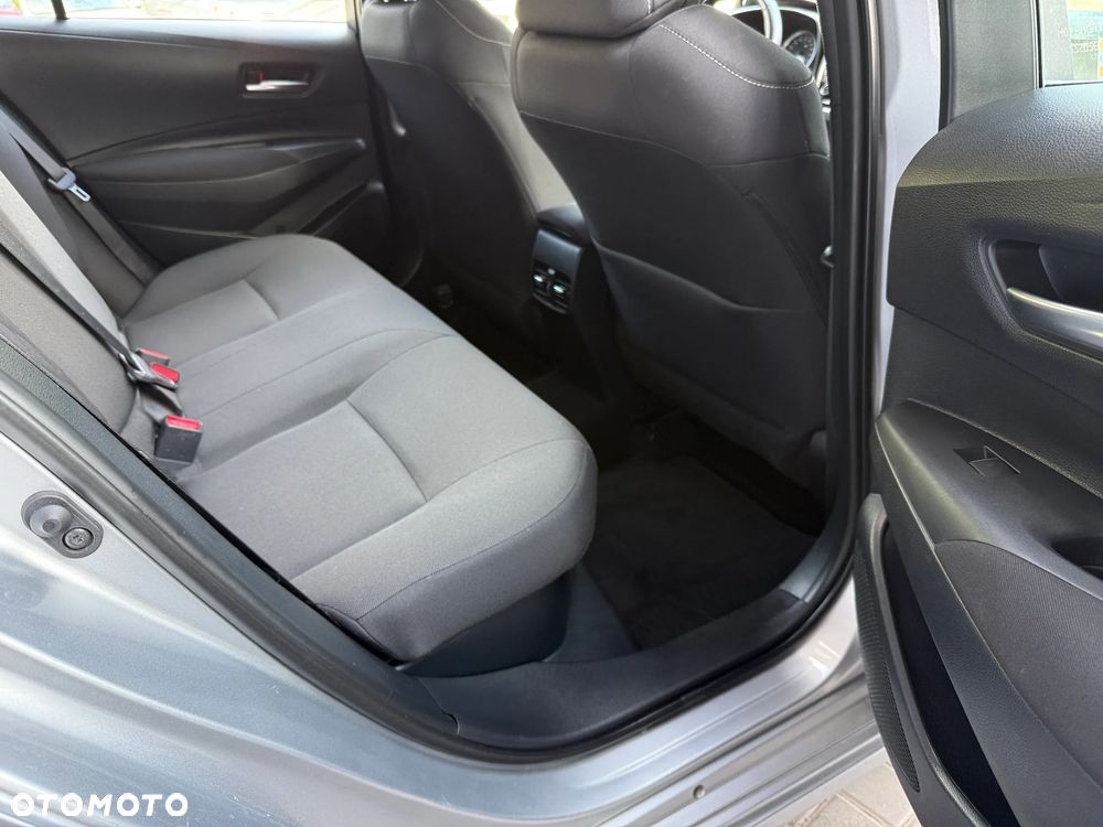 Toyota Corolla 1.8 Hybrid Comfort - 16