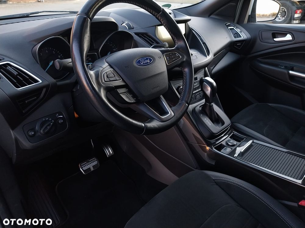 Ford Kuga 1.5 EcoBoost 4x4 ST-Line - 10