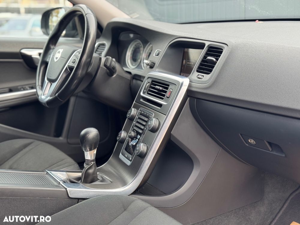 Volvo S60 DRIVe Start-Stop Momentum - 6