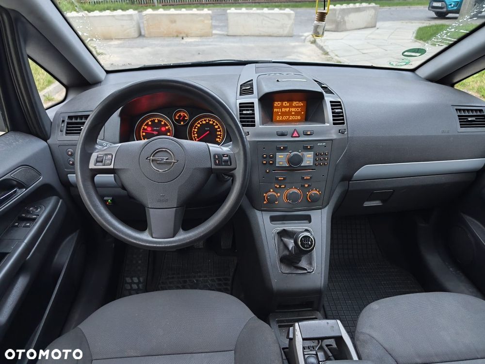 Opel Zafira - 4