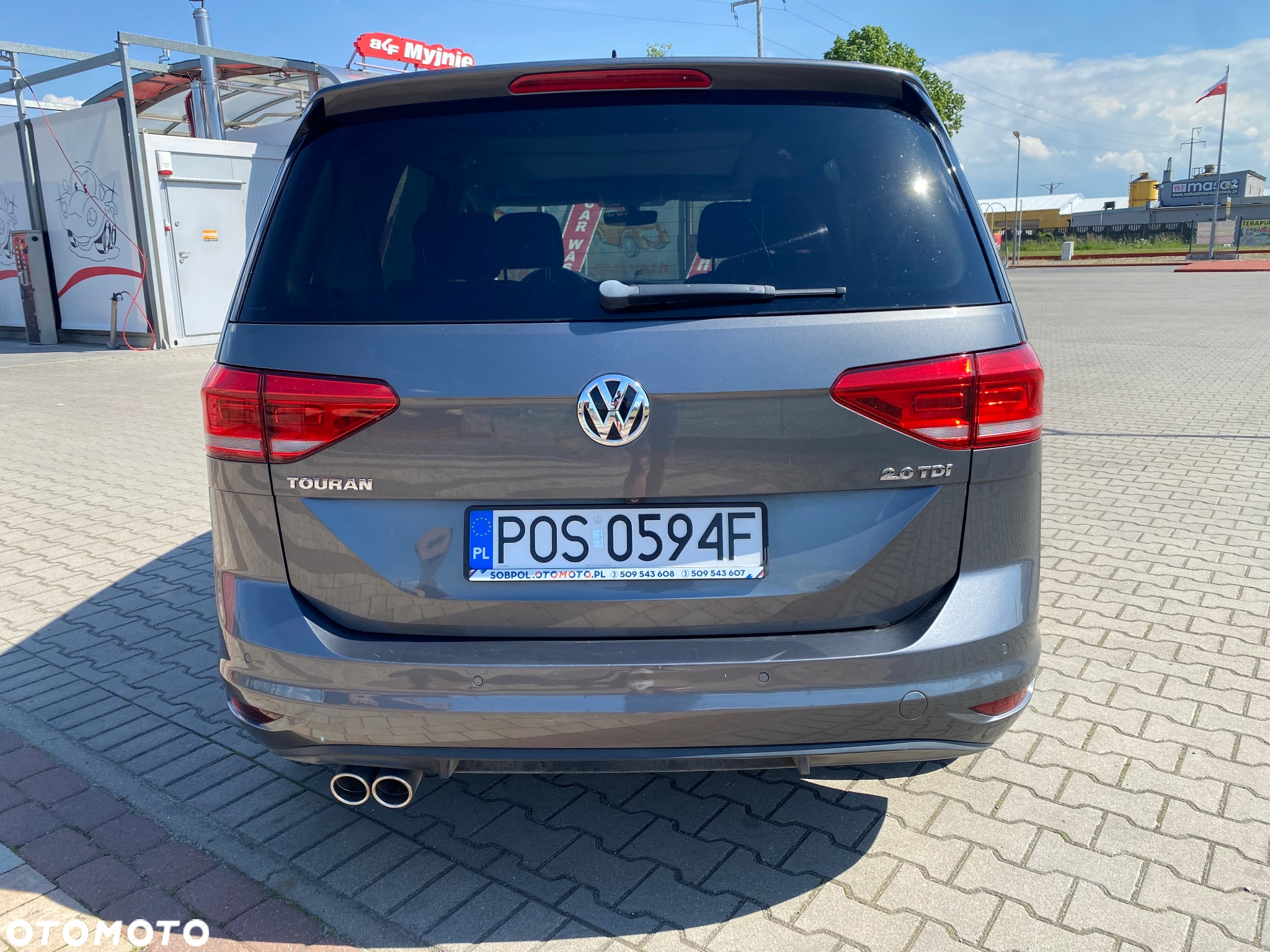 Volkswagen Touran 2.0 TDI BMT Highline DSG - 23