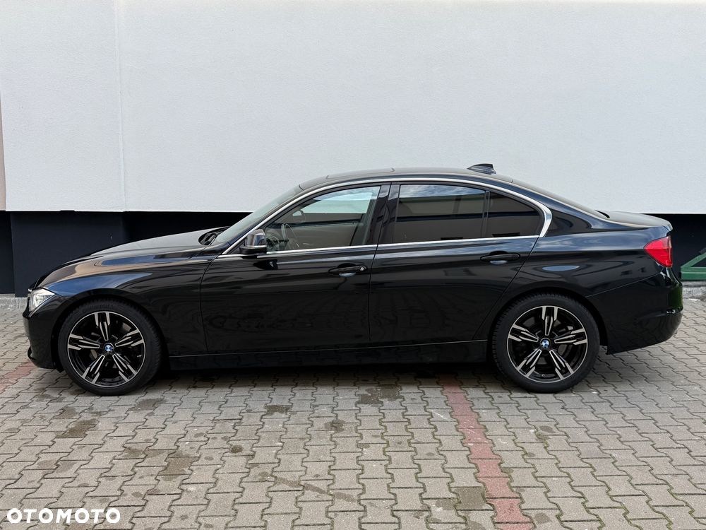 BMW Seria 3 330d Sport-Aut Luxury Line - 5